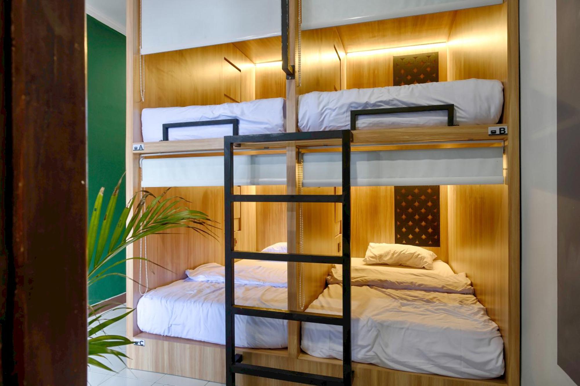 Hubs Hostel Yogyakarta Eksteriør billede