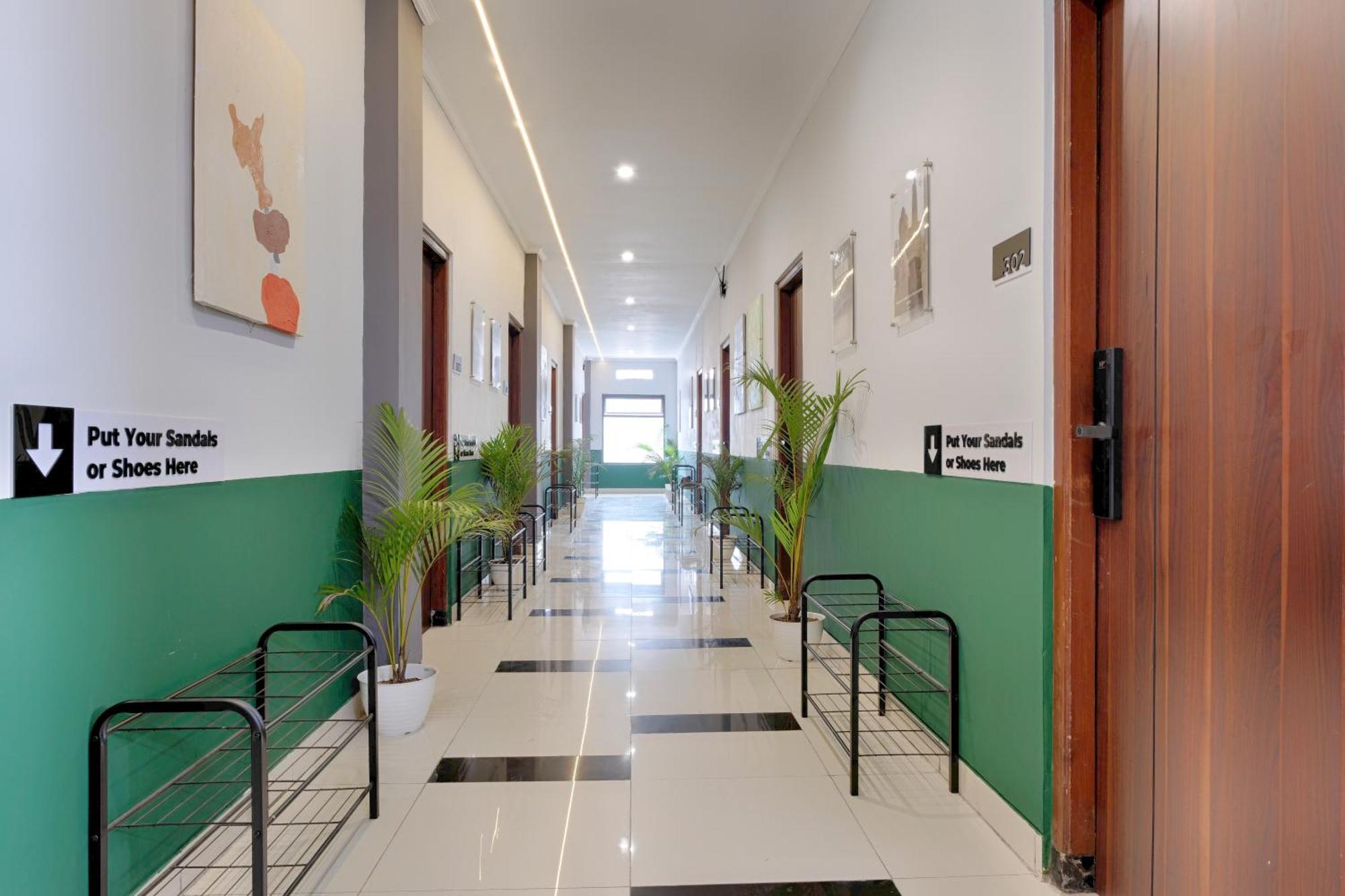 Hubs Hostel Yogyakarta Eksteriør billede